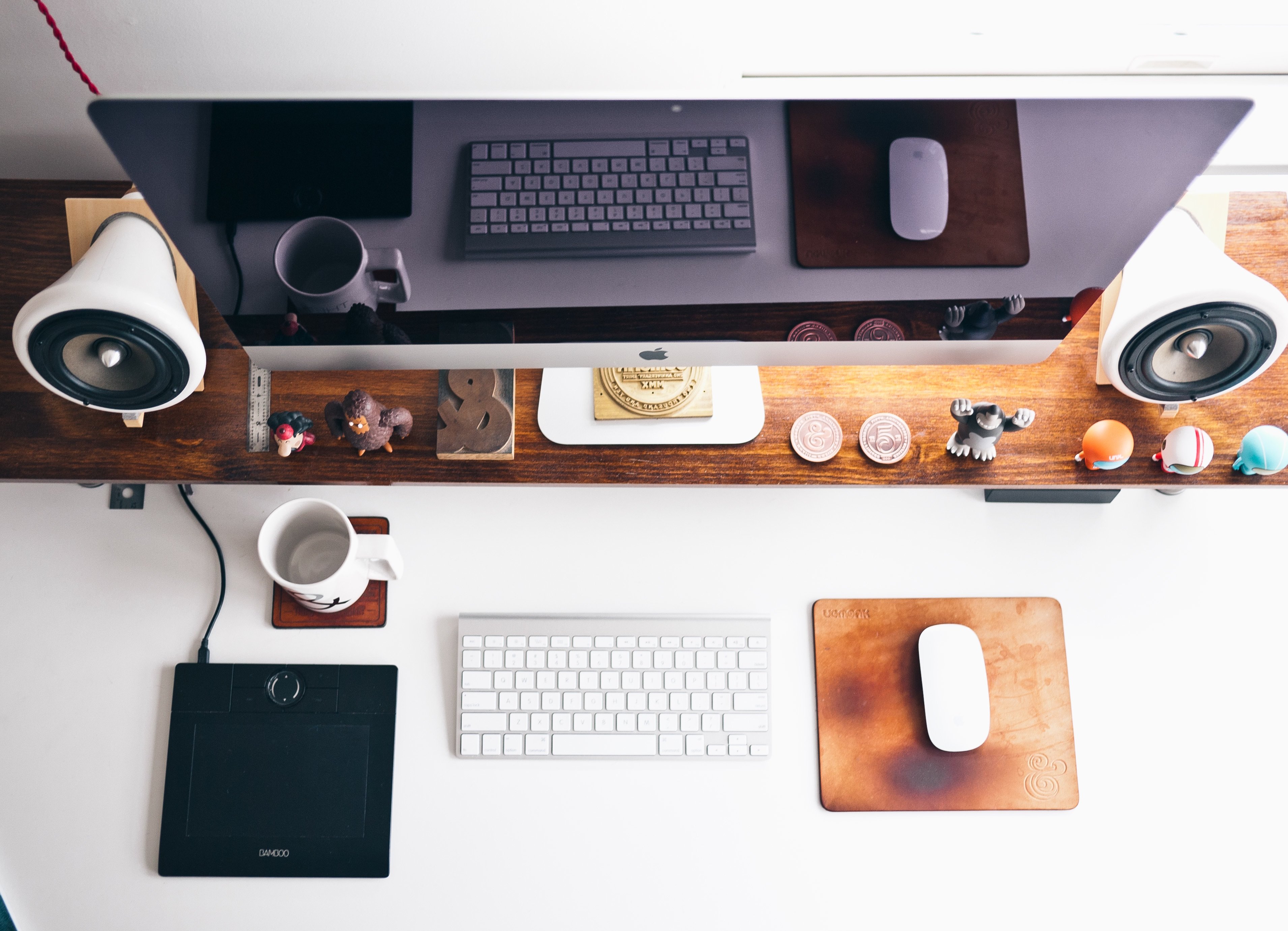 Desk3